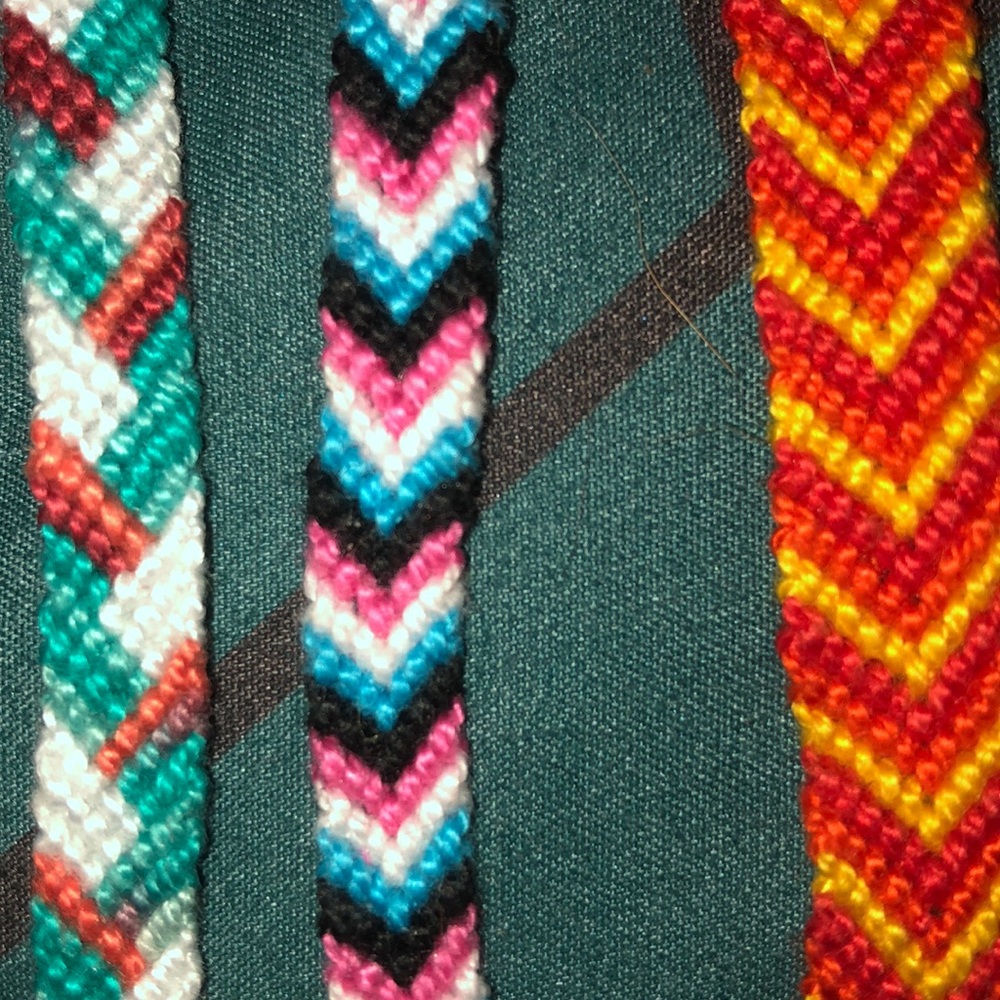 Friendship bracelets - Picture 2 of 3